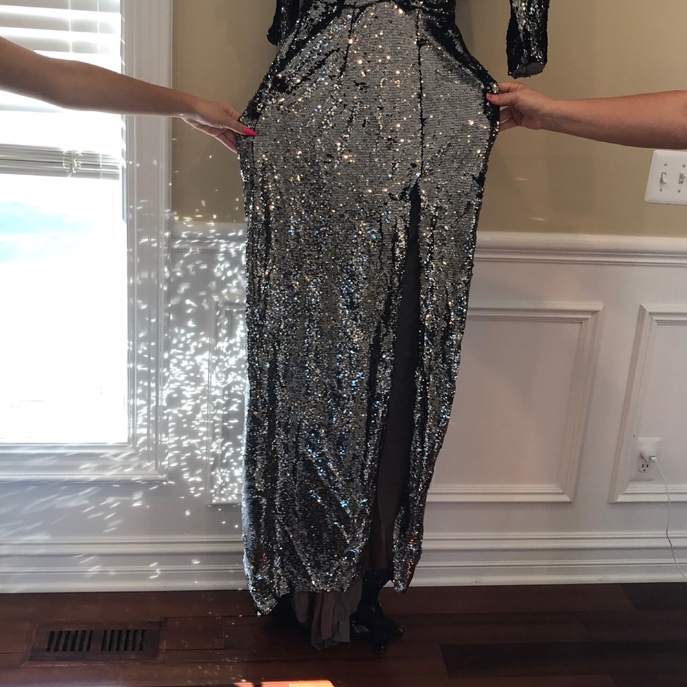 Dress - Picture 4 of 8